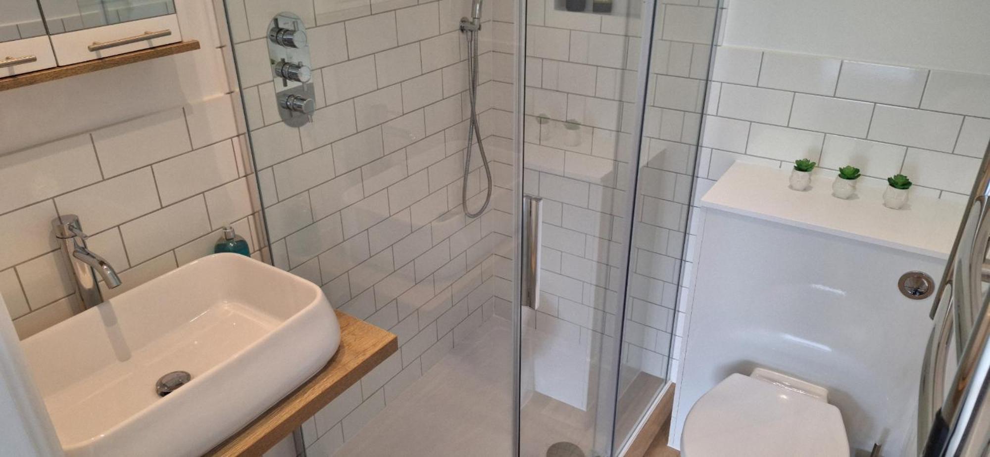 New 3 Bedrooms Flat In Ashford Near Heathrow Ngoại thất bức ảnh
